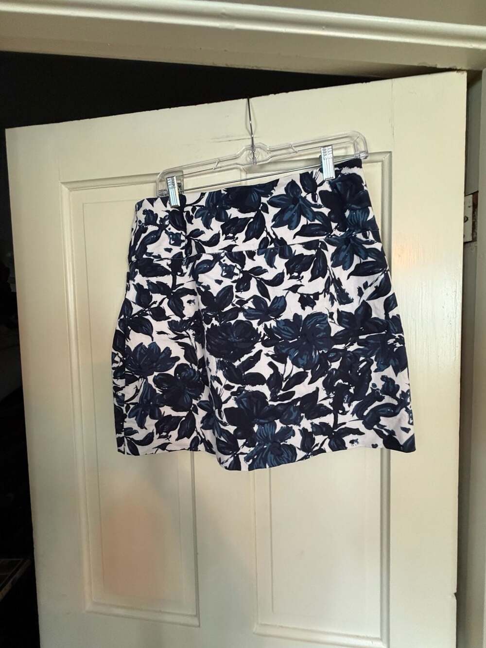 S.C. & Co. Blue and White Floral Print Athletic Skort - Picture 7 of 7